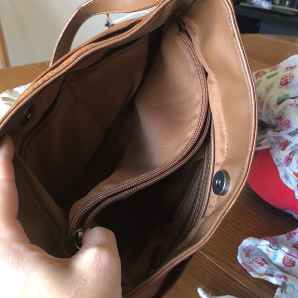 St John’s Bay purse - Picture 4 of 5